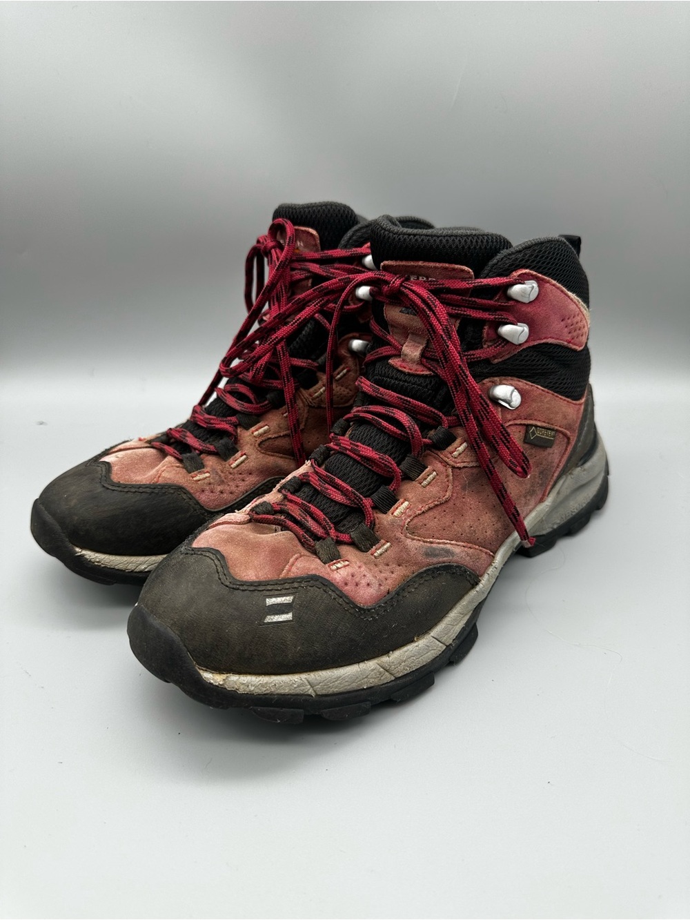Zamberlan 252 Yeren GTX RR Hiking Boots Womens 8.5 Red Black Gore-Tex Vibram